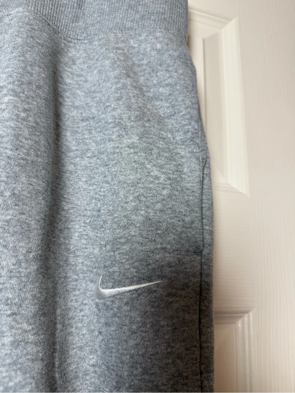 Nike Women’s Oversized Fit High Rise Gray‎ Jogger Sweatpants